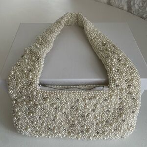 Elegant Pearl Beaded Handbag